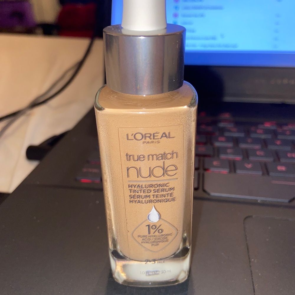 L'Oreal True Match Hyaluronic Tinted Serum Makeup Skincare Hybrid Light Pale 2-3